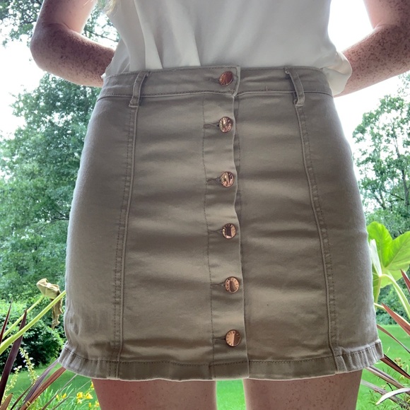 Forever 21 Skirt - Picture 4 of 5